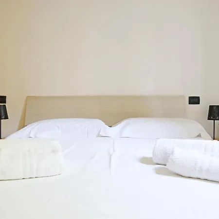 Cenisio Comfort House Appartamento *